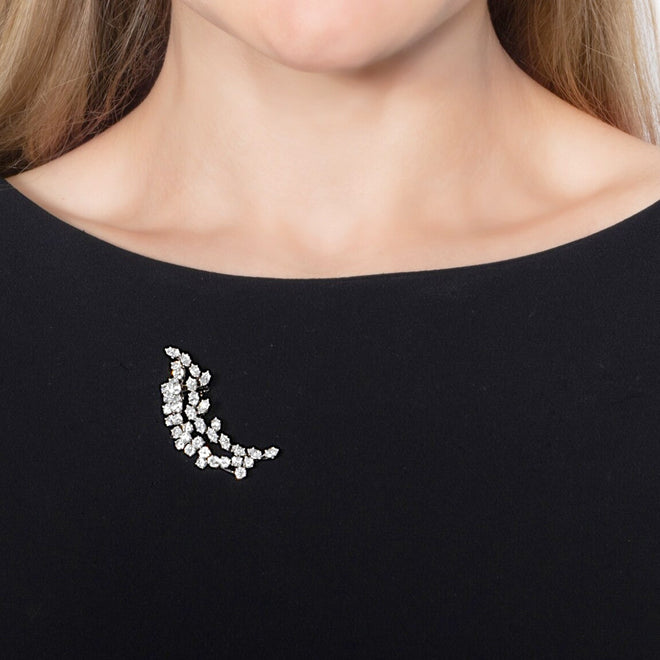 Harry Winston Cluster Vintage Platinum Diamond Brooch Necklace