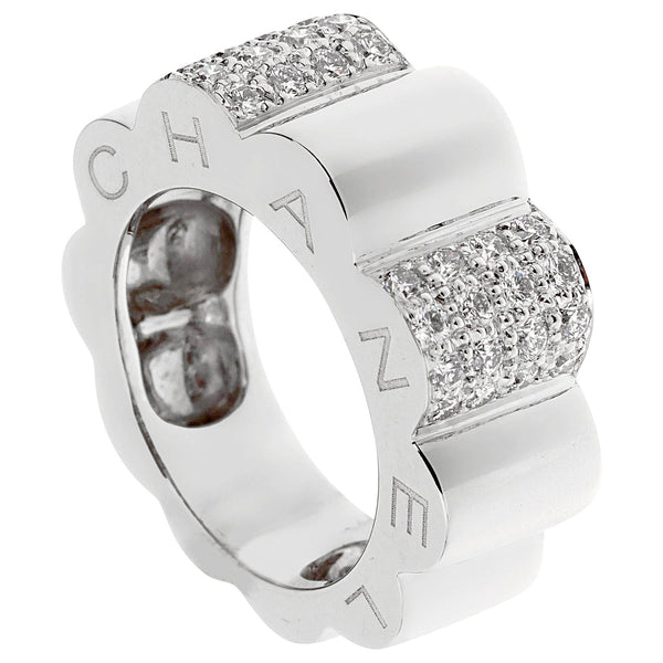 Chanel Women's Coco Crush Ring One-Size White Gold