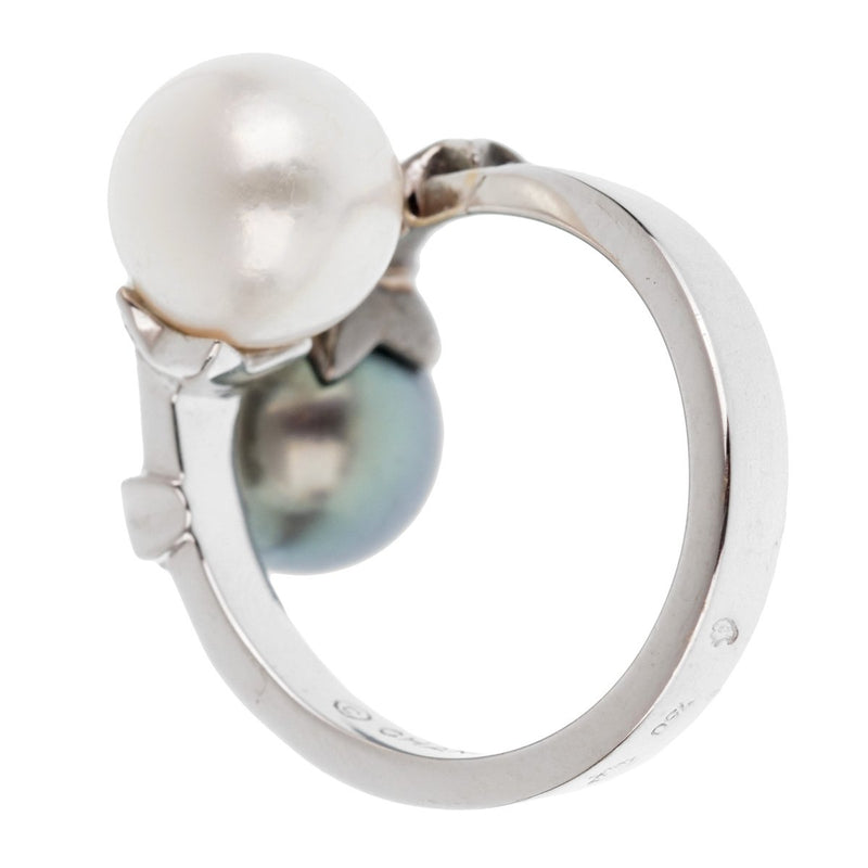 Chanel Pearl Bypass White Gold Ring 0002163