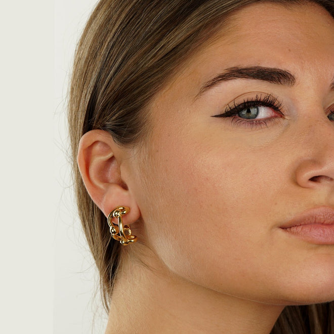 Chanel Vintage Yellow Gold Hoop Earrings