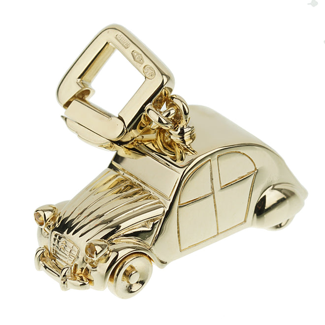 Louis Vuitton Citroen Car Yellow Gold Charm Pendant Necklace – Opulent  Jewelers