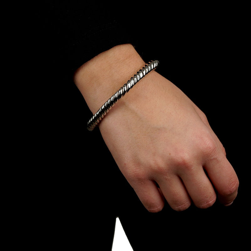 Van Cleef Arpels Braided White Gold Bangle Bracelet 0001722