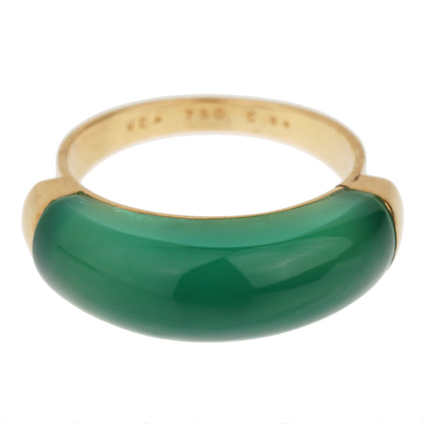 Van Cleef & Arpels Chrysoprase Vintage Yellow Gold Ring 003326