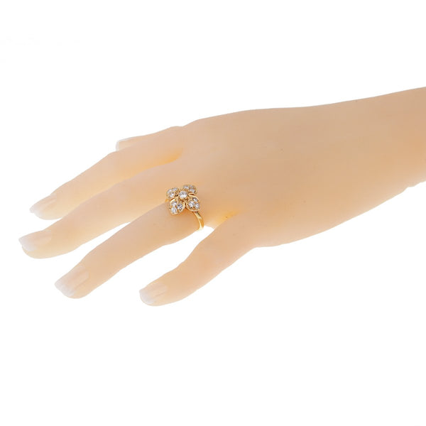 Van Cleef & Arpels Diamond Gold Flower Ring 0000524